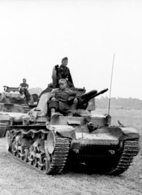 Как один находчивый командир остановил немецкую танковую колонну без единого выстрела